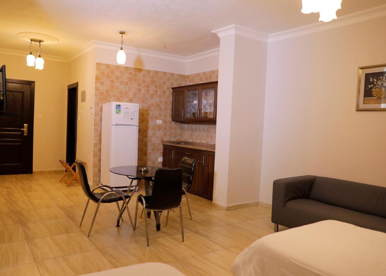 עמאן Abu Alsoud Hotel מראה חיצוני תמונה